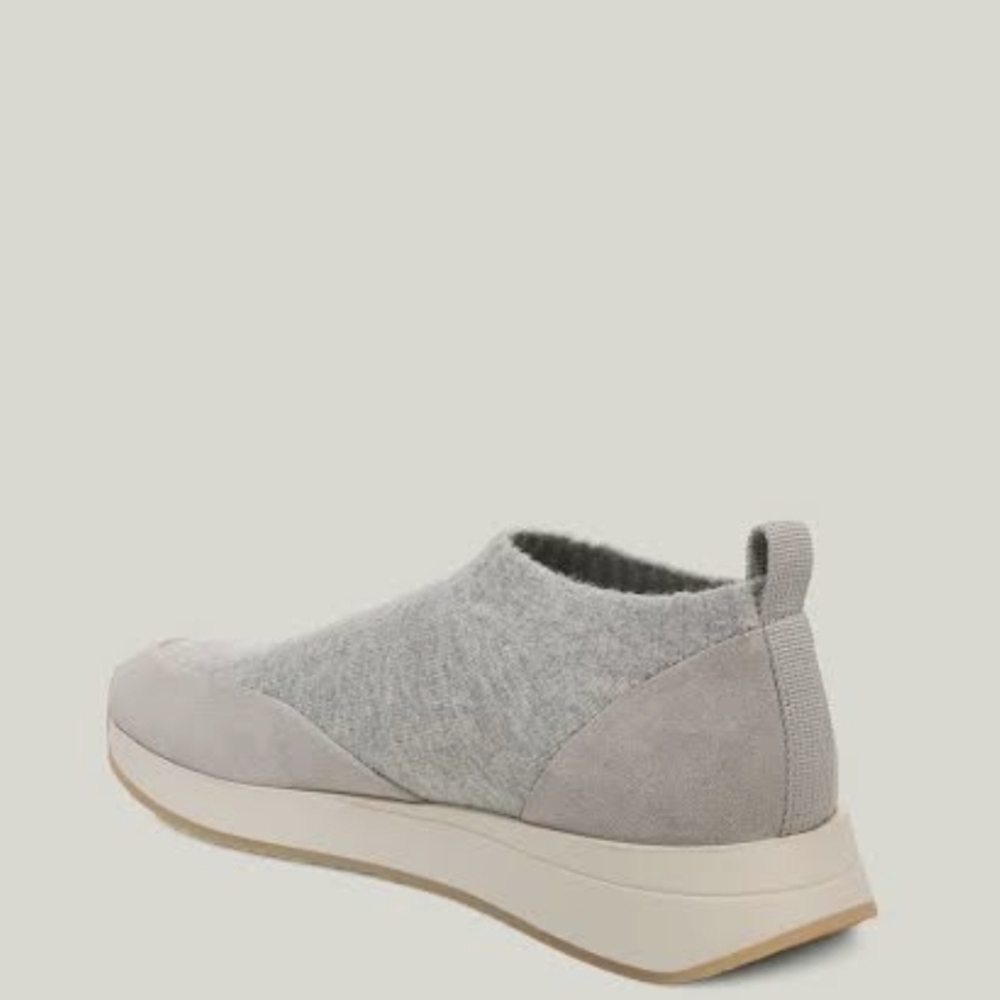 Vince Women's Gray Slip-On Athletic Sneakers Wool Oraya Size 7.5